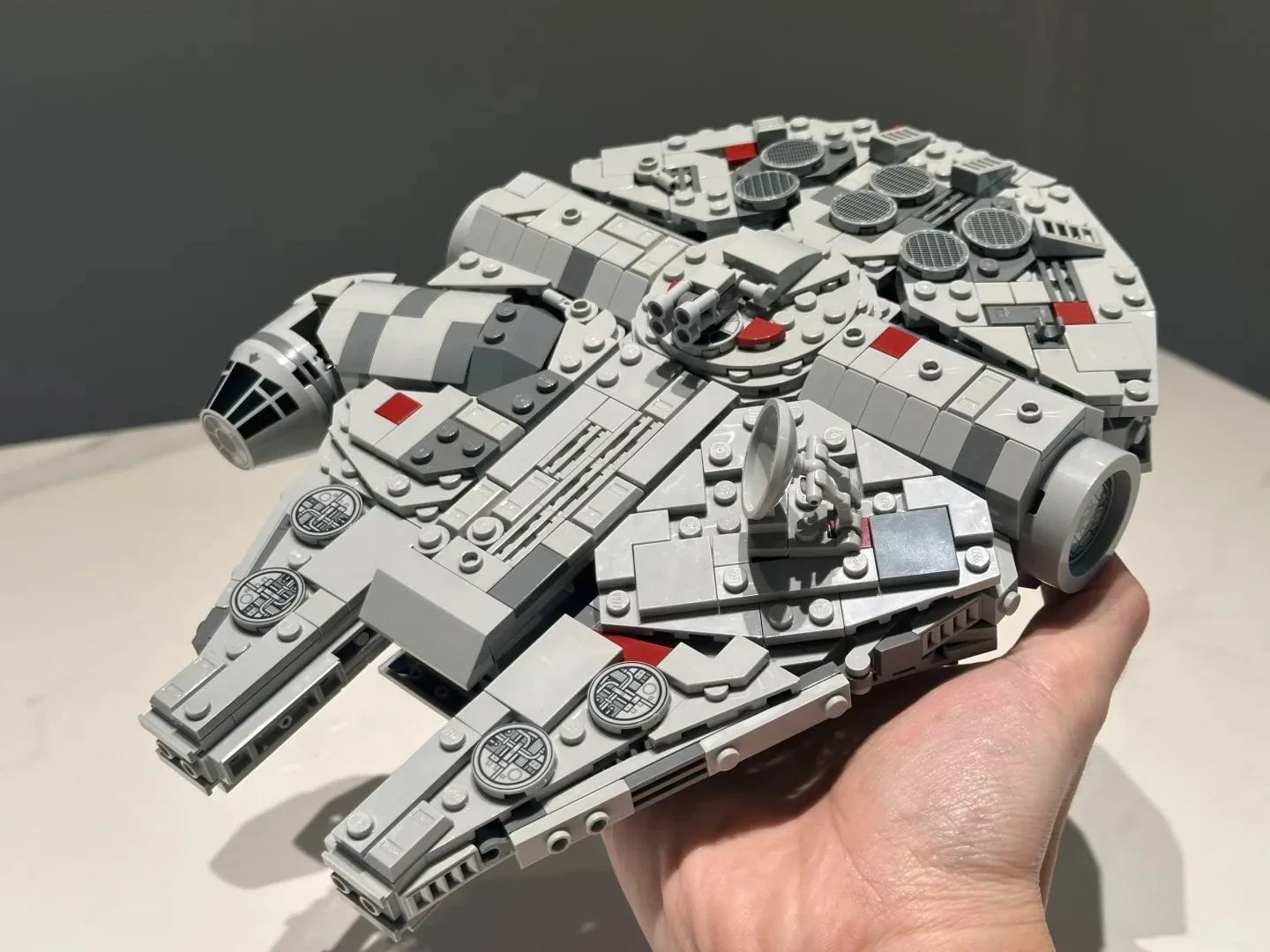 2024 Star Wars Millennium Falcon Building Block Set for Kids - Image 3