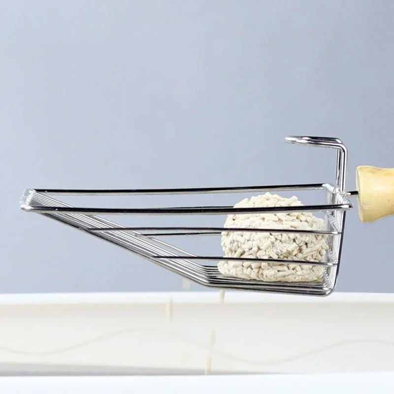 Stainless Steel Cat Litter Scoop with Wooden Handle - Image 2